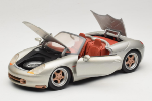 Porsche Boxster 986 Concept Сребрист Maisto 1:18 50231 Метал — снимка 2 от 8