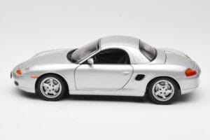 Porsche Boxster 986 Hard Top Сребрист UT Models 1:18 27854 Метал — снимка 4 от 8