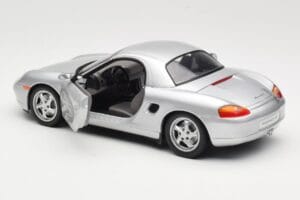 Porsche Boxster 986 Hard Top Сребрист UT Models 1:18 27854 Метал — снимка 5 от 8