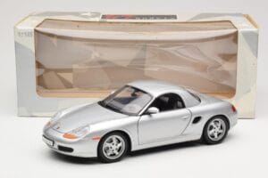 Porsche Boxster 986 Hard Top Сребрист UT Models 1:18 27854 Метал — снимка 8 от 8