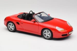 Porsche Boxster S 986 Guards Червен UT Models 1:18 27861-M1 Метал — снимка 6 от 8