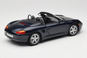 Porsche Boxster 986 S Night Blue UT Models 1:18 WAP021006-R1 Метал — снимка 3 от 8
