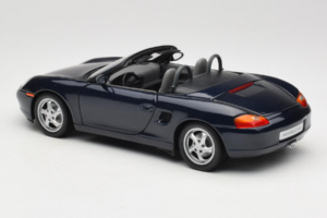 Porsche Boxster 986 S Night Blue UT Models 1:18 WAP021006-R1 Метал — снимка 7 от 8