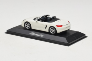 Porsche Boxster 981 Бял Minichamps 1:43 WAP0202000D-R1 Метал — снимка 3 от 4