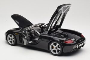 Porsche Carrera GT 980 Черен Maisto 1:18 36622 Метал — снимка 5 от 8
