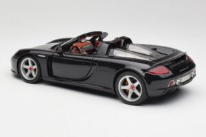 Porsche Carrera GT Черен Maisto 1:18 36665 Метал — снимка 7 от 8