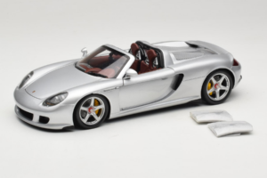 Porsche Carrera GT Silver Metallic Minichamps 1:18 WAP02103014 Метал