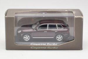 Porsche Cayenne 955 Turbo Тъмночервен Minichamps 1:43 WAPC2000113 Метал — снимка 4 от 4