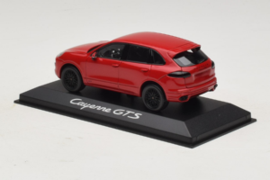 Porsche Cayenne 958 GTS Червен Minichamps 1:43 WAP0200070E Метал — снимка 3 от 5