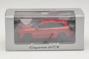Porsche Cayenne 958 GTS Червен Minichamps 1:43 WAP0200070E Метал — снимка 5 от 5