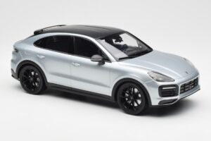 Porsche Cayenne E3 S Coupe Dolo Сребърен Norev 1:18 WAP0213220K Метал — снимка 4 от 6