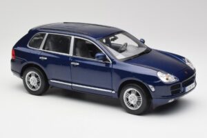 Porsche Cayenne S 9PA Dark Sea Син Металик Maisto 1:18 31635 Метал — снимка 6 от 8