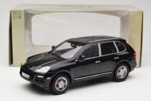 Porsche Cayenne Turbo 957 Черен Norev 1:18 WAP02112317 Метал — снимка 8 от 8