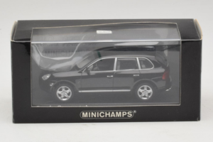 Porsche Cayenne 955 Turbo Black Metallic Minichamps 1:43 400061080 Метал — снимка 5 от 5