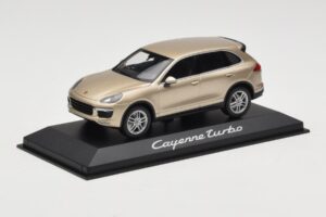 Porsche Cayenne 958 Turbo Златен Minichamps 1:43 WAP0200050E Метал — снимка 2 от 4