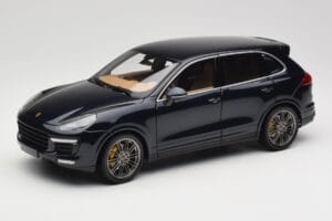 Porsche Cayenne Turbo S 958 Blue Metallic Minichamps 1:18 110064001 Метал