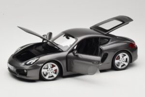 Porsche Cayman 981 S Сив Minichamps 1:18 WAP0210070D Метал — снимка 2 от 8