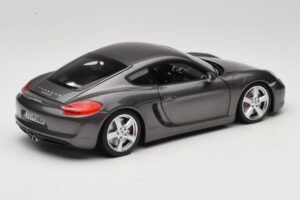 Porsche Cayman 981 S Сив Minichamps 1:18 WAP0210070D Метал — снимка 3 от 8