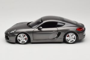 Porsche Cayman 981 S Сив Minichamps 1:18 WAP0210070D Метал — снимка 4 от 8