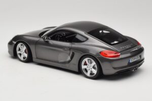 Porsche Cayman 981 S Сив Minichamps 1:18 WAP0210070D Метал — снимка 7 от 8