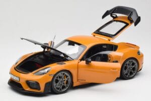 Porsche Cayman GT4 RS 982 Weissach Package Bahama Yellow Norev 1:18 187252 Метал — снимка 2 от 8