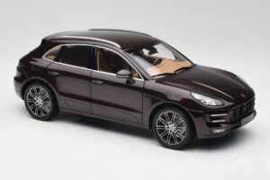 Porsche Macan 95B Turbo Махагон Металик Minichamps 1:18 110062500 Метал — снимка 6 от 8