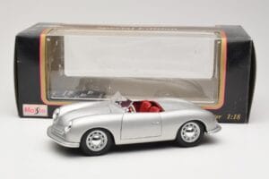 Porsche No. 1 Typ 356 Roadster Сребрист Maisto 1:18 50324 Метал — снимка 8 от 8