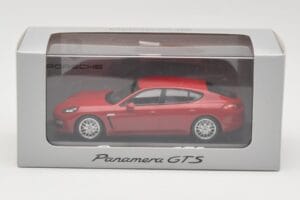 Porsche Panamera 970 GTS Червен Minichamps 1:43 WAP0200230C Метал — снимка 4 от 4