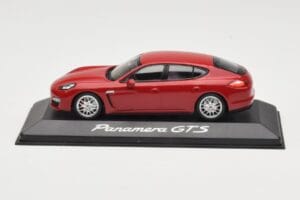 Porsche Panamera 970 GTS Червен Minichamps 1:43 WAP0200230C Метал