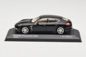 Porsche Panamera 970 Turbo Черно Металик Minichamps 1:43 400068271 Метал