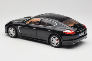 Porsche Panamera 970 Turbo Basalt Black Norev 1:18 WAP02100319 Метал — снимка 7 от 8