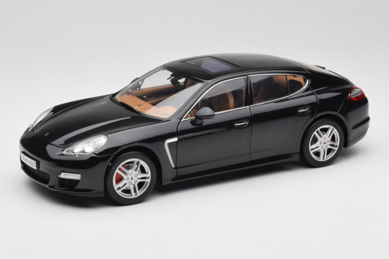 Porsche Panamera 970 Turbo Basalt Black Norev 1:18 WAP02100319 Метал