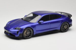 Porsche Taycan J1 Turbo GT Purple Sky Metallic GT Spirit 1:18 GT520 Смола