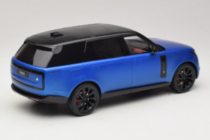 Range Rover P615 SV Velocity Blue GT Spirit 1:18 GT540 Смола — снимка 2 от 6