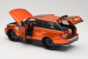 Range Rover Sport L320 Оранжев Maisto 1:18 31081 Метал — снимка 5 от 8