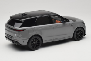 Range Rover Sport SV Edition Two Marl Grey Gloss GT Spirit 1:18 GT539 Смола — снимка 2 от 6