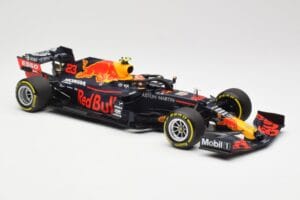 Red Bull Racing RB16 #23 A. Albon 4th Place Styrian GP 2020 Minichamps 1:18 110200223 Метал — снимка 4 от 6
