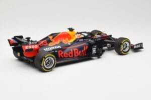 Red Bull Racing RB16 #33 M. Verstappen 3rd Place Styrian GP 2020 Minichamps 1:18 110200233 Метал — снимка 2 от 6