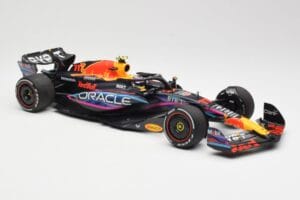 Red Bull Racing RB19 #11 S. Perez 2nd Place Miami GP 2023 Minichamps 1:18 110230511 Метал — снимка 4 от 6