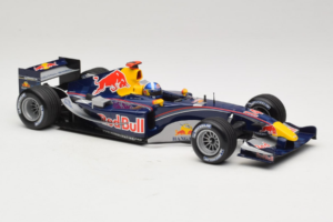 Red Bull RB1 Cosworth #14 D. Coulthard Red Bull Racing Showcar 2005 Minichamps 1:18 100050014 Метал — снимка 4 от 6