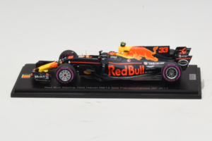 Red Bull RB13 Tag Heuer #33 M. Verstappen Belgian Grand Prix 2017 Spark 1:43 AM33SP8 Смола