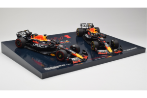 Red Bull RB19 Honda RBPT #1 M. Verstappen Oracle Red Bull Racing Qatar Grand Prix World Champion 2023 Minichamps 1:18 1122318 — снимка 3 от 6