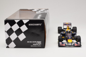 Red Bull RB7 Renault #1 S. Vettel Red Bull Racing Showcar 2011 Minichamps 1:18 110110071-1 Метал — снимка 7 от 7