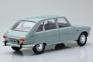 Renault 16 Светлосин Norev 1:18 185131 Метал — снимка 3 от 8