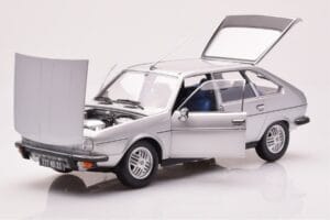 Renault 30 TX Сребрист Norev 1:18 185272 Метал — снимка 2 от 8
