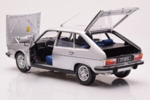 Renault 30 TX Сребрист Norev 1:18 185272 Метал — снимка 5 от 8