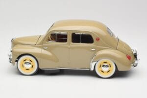 Renault 4CV Berline Gris Ardoise Solido 1:18 8059 Метал — снимка 4 от 8