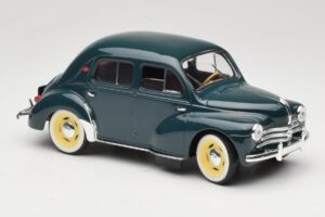Renault 4CV Зелен Solido 1:18 8047 Метал — снимка 4 от 6
