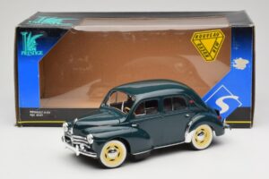 Renault 4CV Зелен Solido 1:18 8047 Метал — снимка 6 от 6