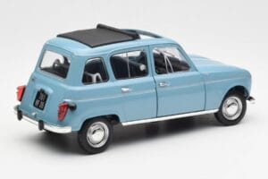 Renault 4L Син Norev 1:18 185255 Метал — снимка 3 от 8